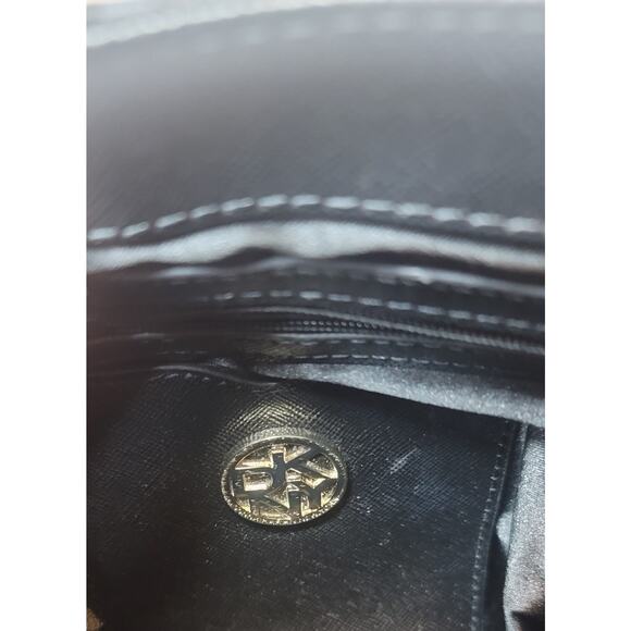 DKNY Leather Crossbody Purse Black Flap Messenger Adjustable Shoulder Bag - Picture 4 of 8